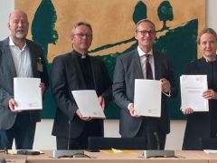 „Ehrlichkeit ist das Gebot der Stunde“ – Übergabe des Beitrages der GKKE zur Auswertung des deutschen Einsatzes in Afghanistan